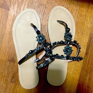 Summer sandal/dressy sandal size 8.5. Never worn, new condition